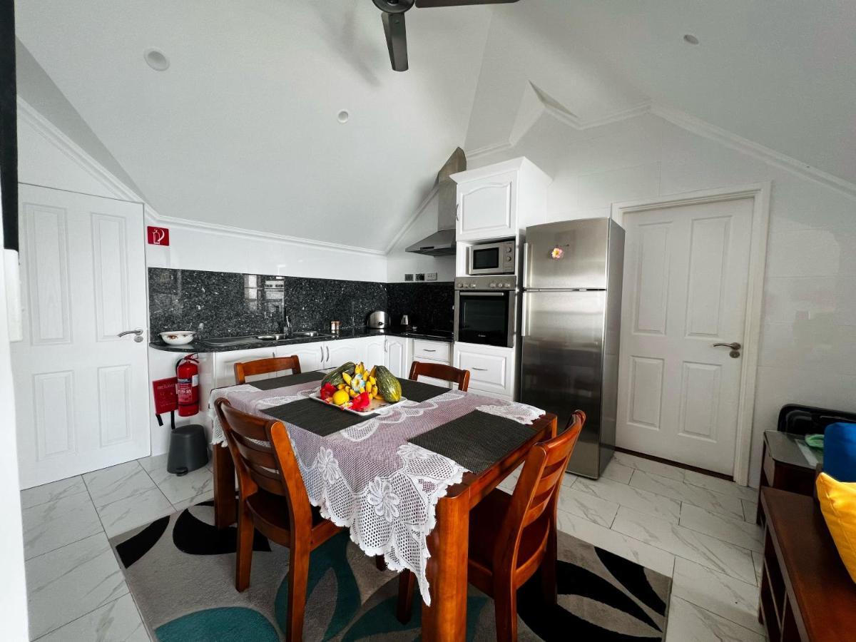 Treasure Island Retreat Apartman