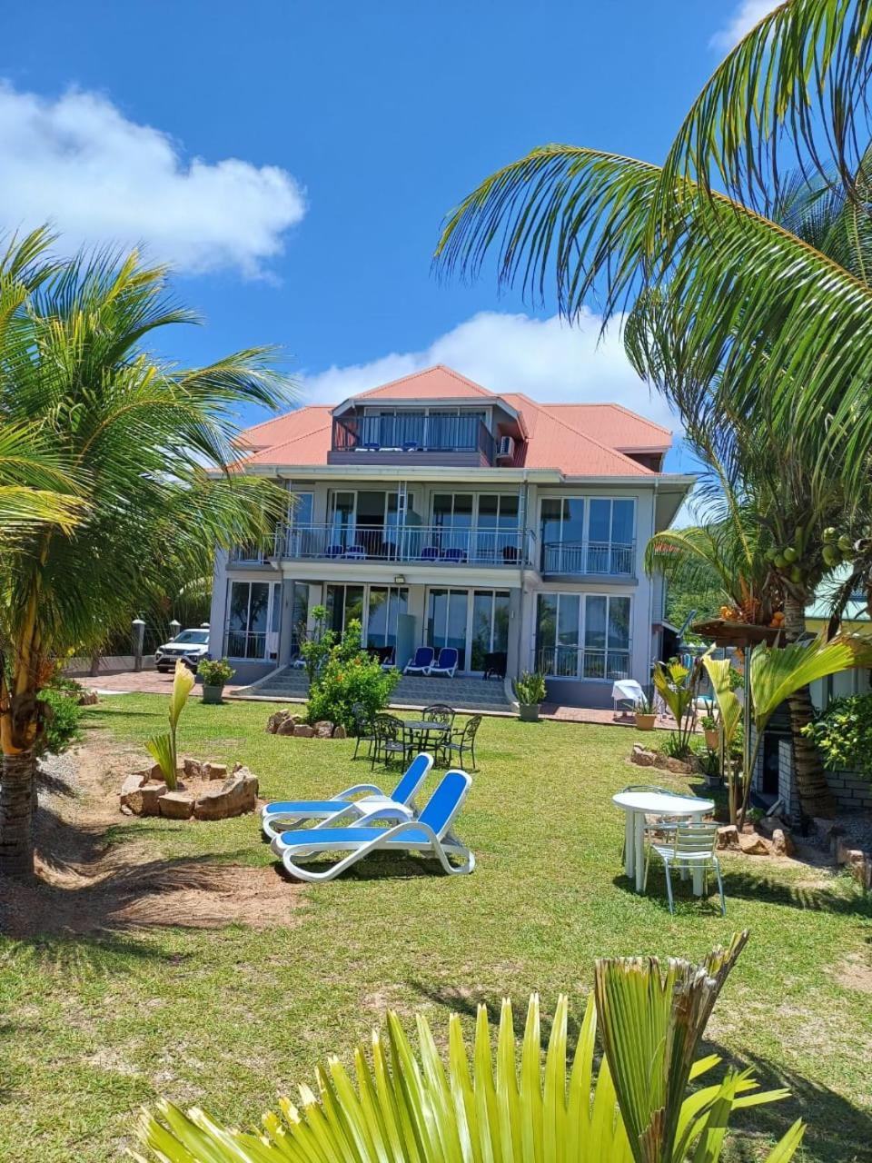 Treasure Island Retreat Anse Kerlan